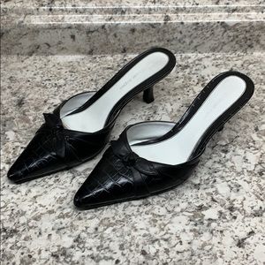 Etienne Aigner black leather high heels. Size 7